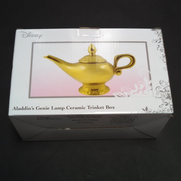Disney Aladdin Genie Lamp Ceramic Trinket Box New - Picture 1 of 4